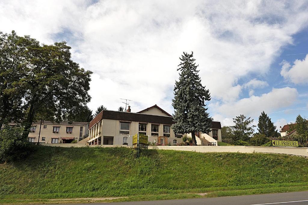 Logis Hotel Le Prieure Saint-Marcel  Buitenkant foto