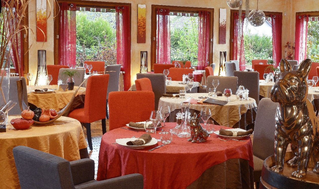 Logis Hotel Le Prieure Saint-Marcel  Buitenkant foto